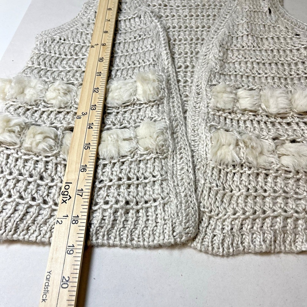 Boho Crochet Womens Vest Size Small Hippie Festival Fringe Embellished Faux Fur - Picture 5 of 6
